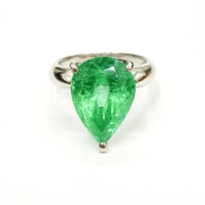 エメラルドリング 4.36ct