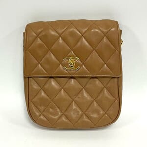 シャネル マトラッセ チェーンショルダーバッグ ラムスキン ゴールド金具