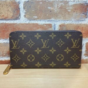 ルイヴィトン モノグラム ジッピーウォレット M42616