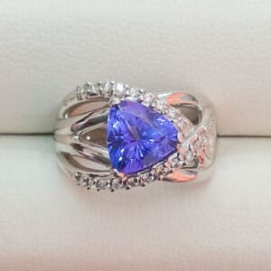 タンザナイトリング 2.26ct