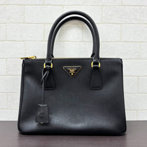 プラダ ガレリア サフィアーノレザーミディアムバッグ 1BA863