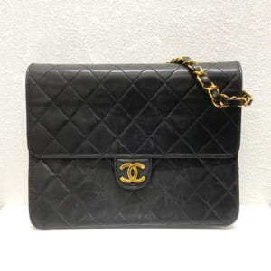 シャネル マトラッセ チェーンショルダーバッグ A03569