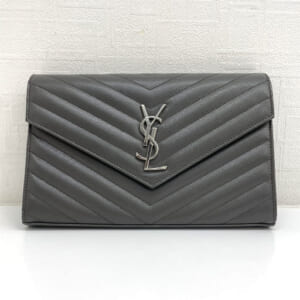 サンローラン カサンドラ 377828