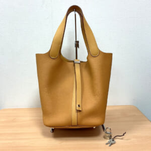 エルメス ピコタンロック MM トリヨン×スイフト シルバー金具
