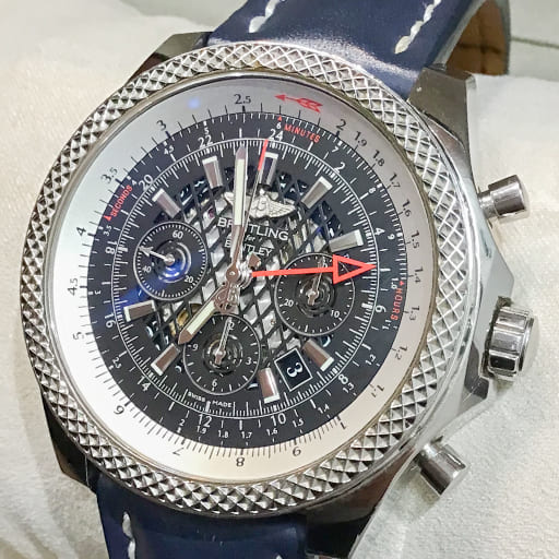 AB043112/BC69 ベントレー B04 GMT