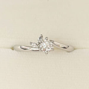 ダイヤモンドリング 0.26ct