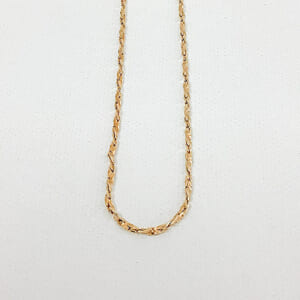 ウノアエレ ヴィンテージツイストネックレス