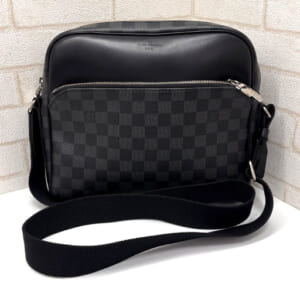 ルイヴィトン ダミエグラフィット デイトンPM N41408