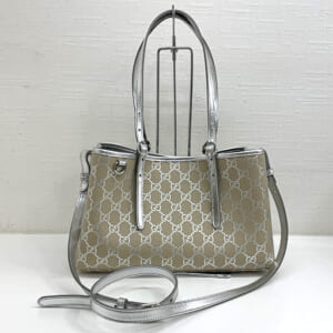 グッチ GG エンブレム 815214