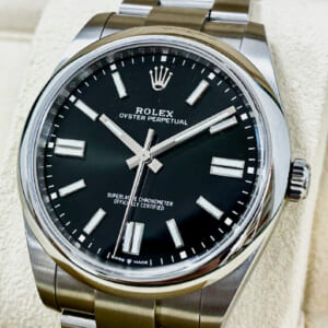 ロレックス オイスターパーペチュアル 41 124300