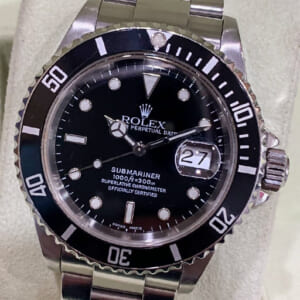 ロレックス サブマリーナ デイト 16610