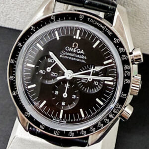 オメガ スピードマスター ムーンウォッチプロフェッショナル 310.32.42.50.01.002