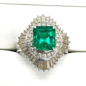 エメラルドリング 2.50ct