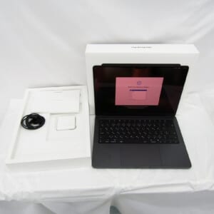 Apple ノートPC MacBook Pro Liquid Retina XDR 14.2インチ MCX04J/A スペースブラック M4/24GB/SSD1TB 中古品