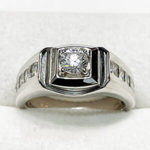 ダイヤモンドリング 0.24ct