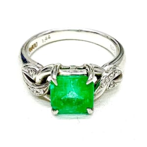 エメラルドリング 1.44ct