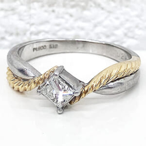 ダイヤモンドリング 0.26ct