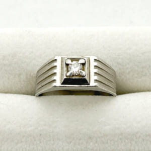 ダイヤモンドリング 0.18ct