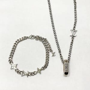 ルイヴィトン モノグラムチェーンペンダントネックレス M03306など2点