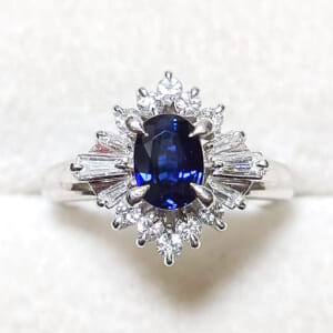 サファイアリング 0.65ct