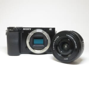 SONY ソニー ミラーレス一眼カメラ α6100 ILCE-6100 E F3.5-5.6 PZ 16-50mm OSS 中古品