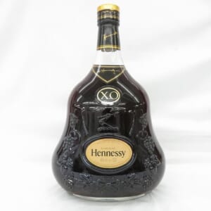 ヘネシー XO クリアボトル 金キャップ(凹凸無し)