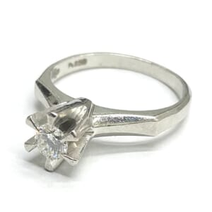 ダイヤモンドリング 0.27ct