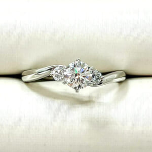 ダイヤモンドリング 0.39ct