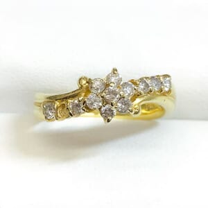 ダイヤモンドリング 0.41ct 石欠け