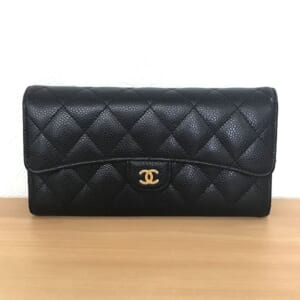 シャネル マトラッセ ロングフラップウォレット A80758 キャビアスキン ゴールド金具