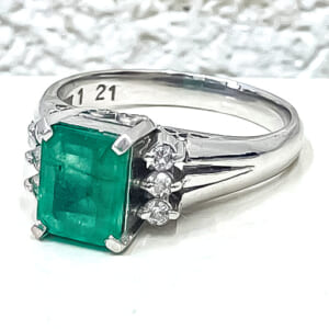 エメラルドリング 1.21ct