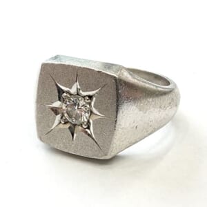 ダイヤモンドリング 0.23ct