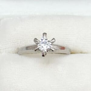 ダイヤモンドリング 0.28ct