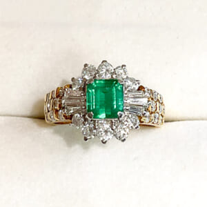 エメラルドリング 0.69ct