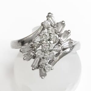 ダイヤモンドリング 0.7ct