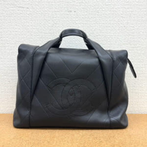 シャネル シェブロン ハンドバッグ