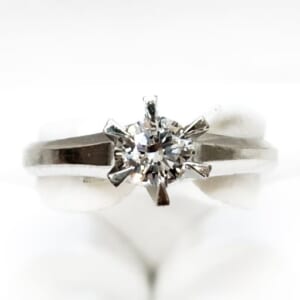 ダイヤモンドリング 0.35ct