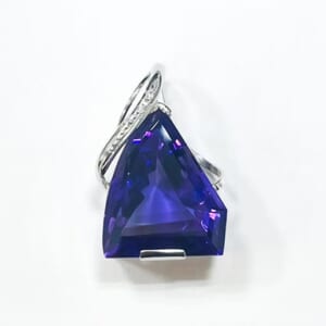 アメシストペンダントトップ 28.82ct