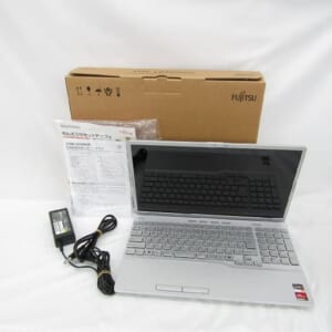 富士通 FUJITSU 15.6型ワイド ノートPC FMV LIFEBOOK AH48/J FMVA48JS ファインシルバー win11/Ryzen7/8GB/SSD256GB 中古品